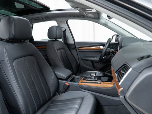 Used 2022 Audi Q5 2.0T Premium Plus image 23