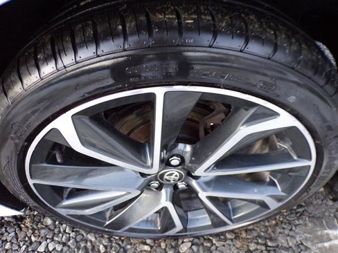 Used 2022 Toyota Corolla SE image 48