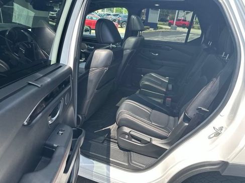 Used 2025 Honda Pilot TrailSport image 15