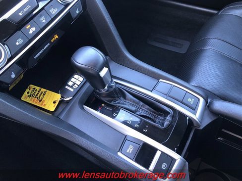 Used 2016 Honda Civic Touring image 15