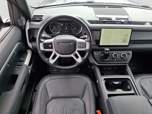 Used 2022 Land Rover Defender 110 S AWD/4WD image 12