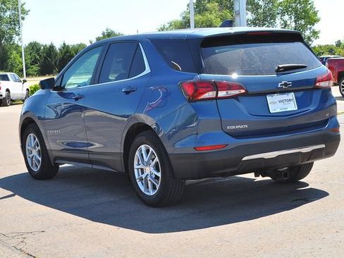 Used 2024 Chevrolet Equinox LT w/ LPO, Floor Liner Package FWD image 5