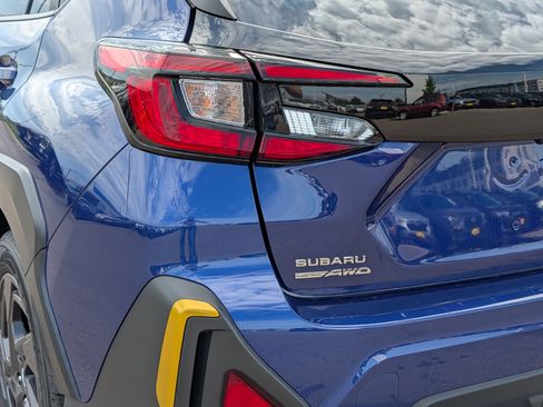 Used 2025 Subaru Crosstrek 2.5i Sport AWD/4WD image 17