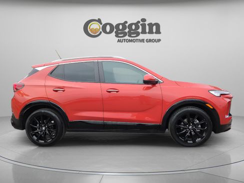 Used 2024 Buick Encore GX Sport Touring w/ Experience Buick Package FWD image 6