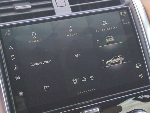 Used 2022 Land Rover Discovery S AWD/4WD image 13