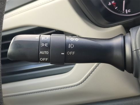 New 2025 Subaru Forester Premium image 25