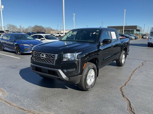 Used 2024 Nissan Frontier SV w/ Technology Package image 1