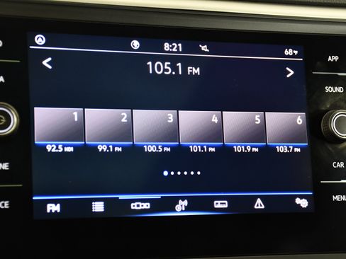 Used 2021 Volkswagen Atlas Cross Sport SE w/ Panoramic Sunroof Package FWD image 26