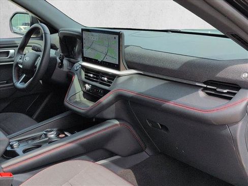 Used 2025 Ford Explorer ST-Line AWD/4WD image 22