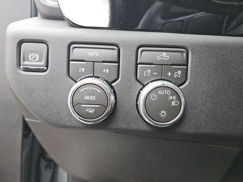 New 2026 GMC Sierra 1500 SLE AWD/4WD image 12
