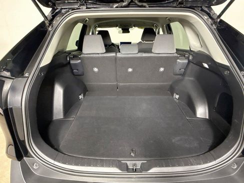 Used 2024 Toyota RAV4 XLE FWD image 24