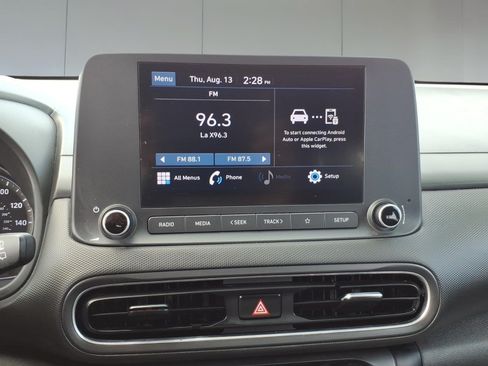 Used 2022 Hyundai Kona SE AWD/4WD image 19