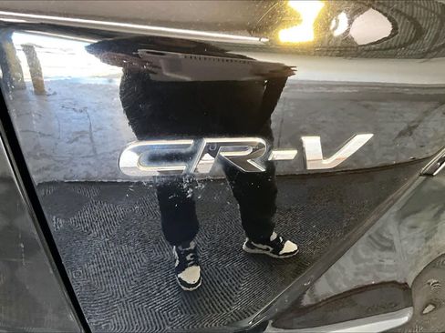 Used 2018 Honda CR-V EX image 11