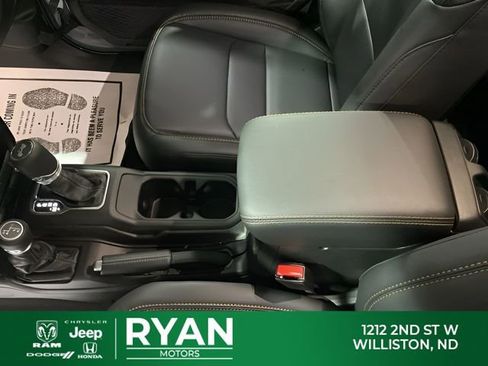 New 2026 Jeep Wrangler Unlimited Sahara AWD/4WD image 37