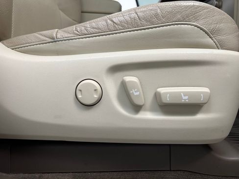 Used 2018 Lexus GX 460 Premium image 25