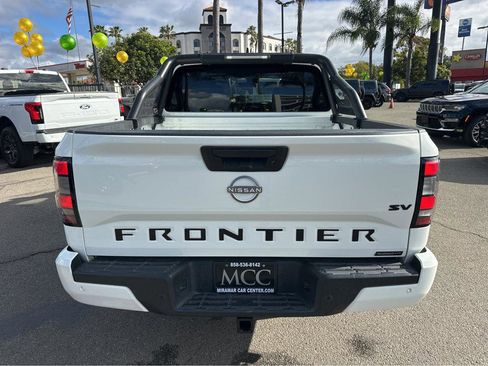 Used 2023 Nissan Frontier SV w/ Midnight Edition Package image 12