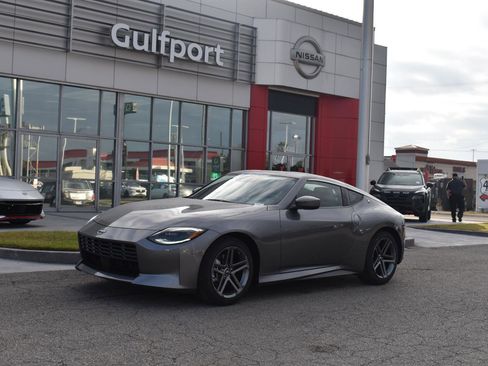 Used 2026 Nissan Z Sport w/ Floor Mat Package RWD image 2