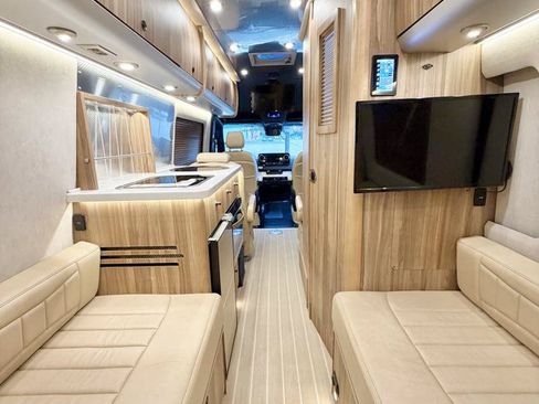 Used 2020 Mercedes-Benz Sprinter 3500 image 97