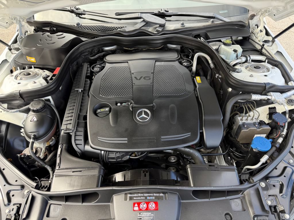 Used 2014 Mercedes-Benz E 350 Sedan image 15