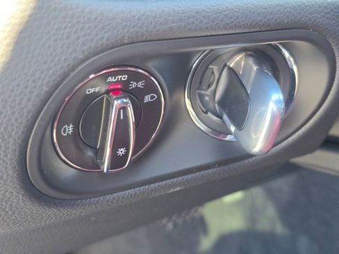 Used 2024 Porsche Macan S image 24