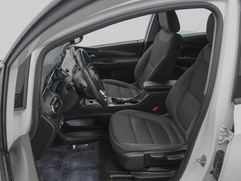 Used 2023 Chevrolet Bolt LT w/ Driver Confidence Package FWD image 18