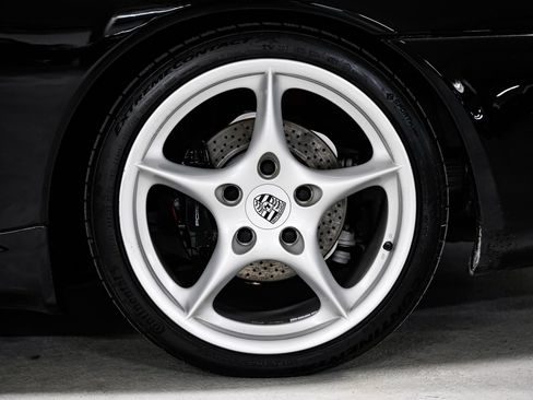 Used 2003 Porsche 911 Carrera 4S AWD/4WD image 36