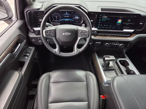 Certified 2024 Chevrolet Silverado 1500 RST w/ Convenience Package II AWD/4WD image 12