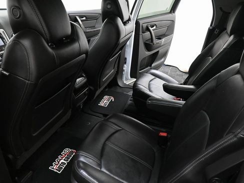 Used 2017 GMC Acadia Limited SLT image 18