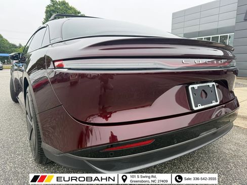 Used 2024 Lucid Air Touring AWD/4WD image 3