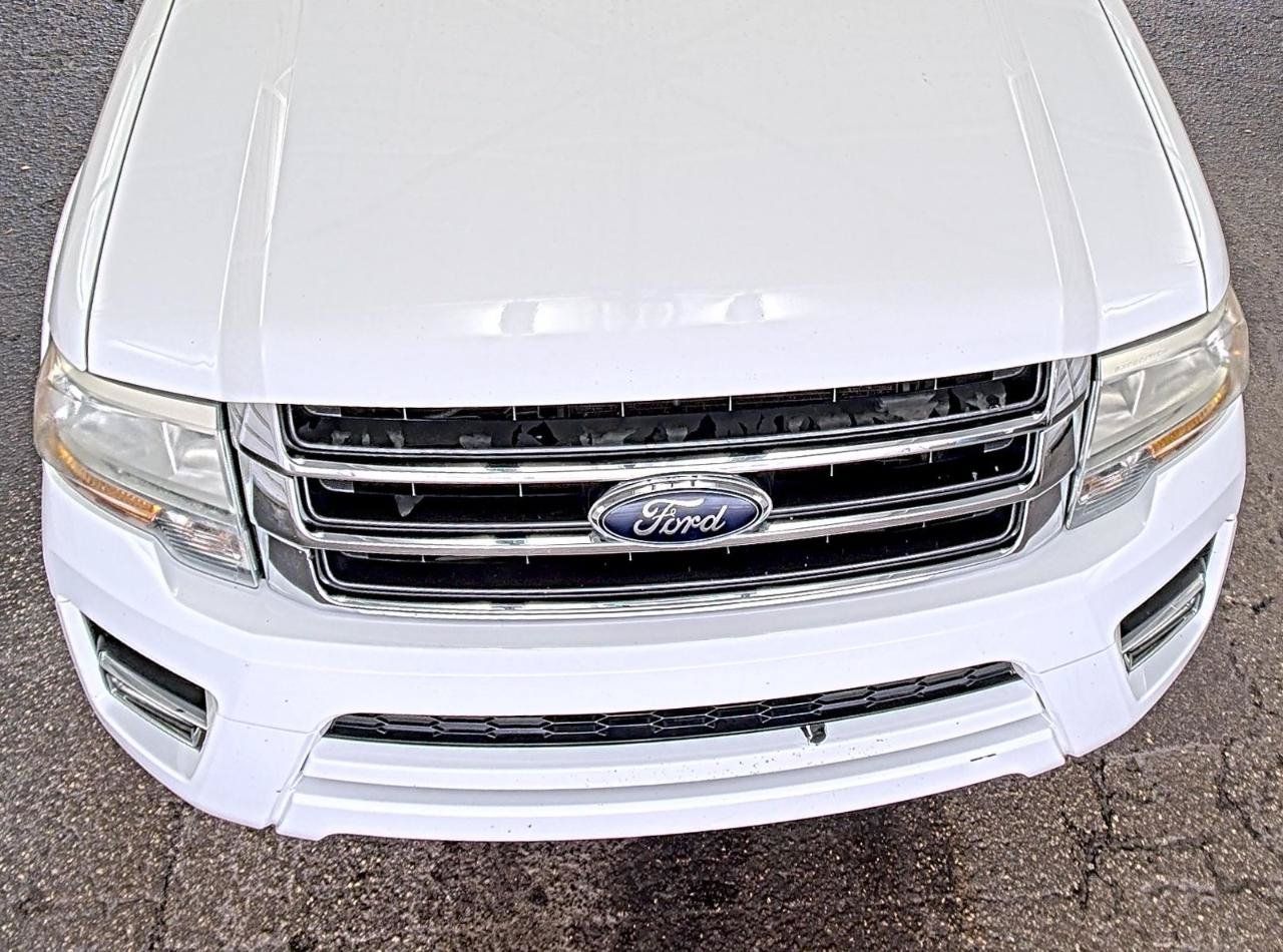 Used 2016 Ford Expedition XLT RWD image 6