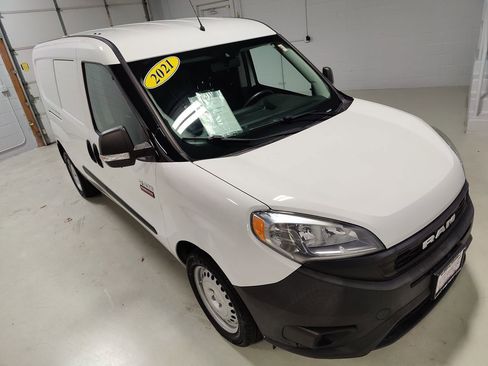 Used 2021 RAM ProMaster City Tradesman image 2