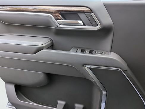 New 2026 GMC Sierra 1500 Elevation image 12