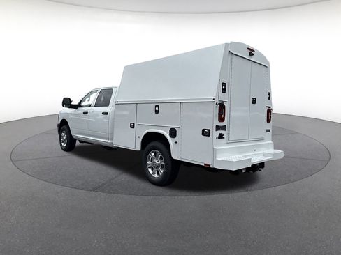 New 2025 RAM 3500 Tradesman w/ Chrome Appearance Group AWD/4WD image 23