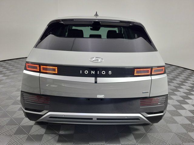Used 2024 Hyundai Ioniq 5 SEL AWD/4WD image 4