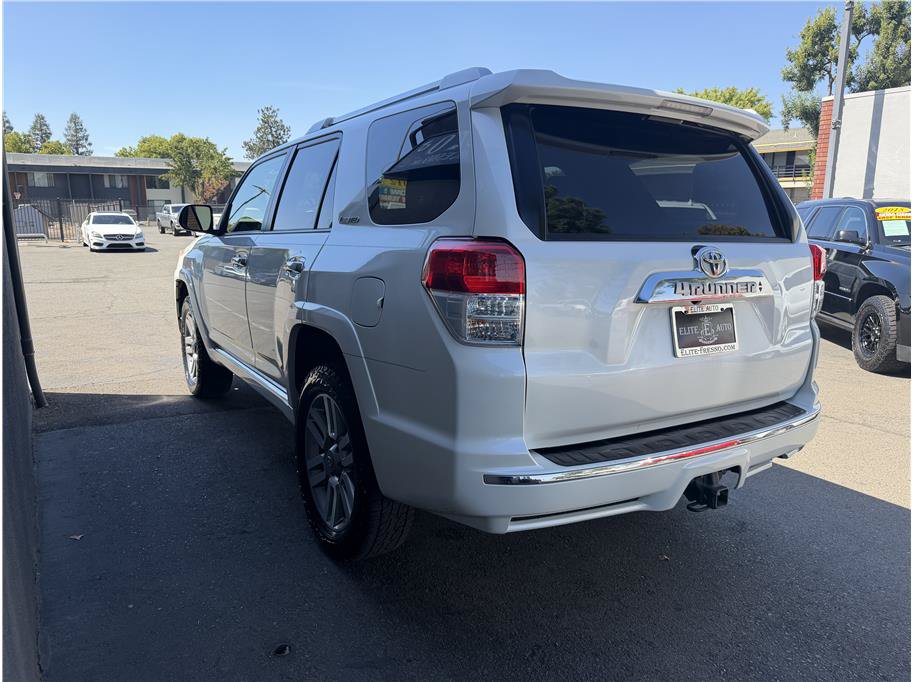 Used 2012 Toyota 4Runner Limited AWD/4WD image 6