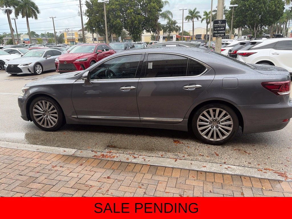 Used 2014 Lexus LS 460 AWD w/ Comfort Package image 7