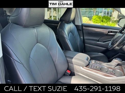 Used 2021 Toyota Highlander Limited AWD/4WD image 25