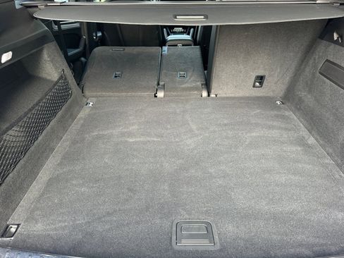 Used 2025 Porsche Cayenne image 15