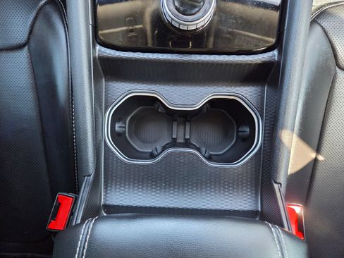 Used 2024 Jeep Grand Cherokee L Limited w/ Luxury Tech Group II RWD image 35