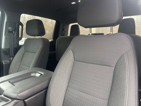 Used 2022 Chevrolet Silverado 1500 Custom image 11