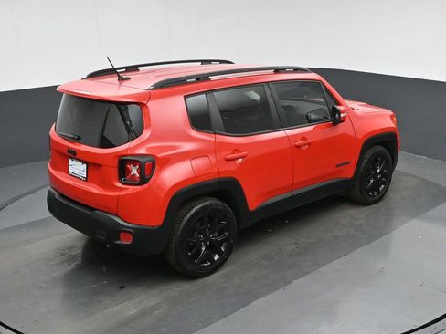 Used 2017 Jeep Renegade Altitude FWD image 54
