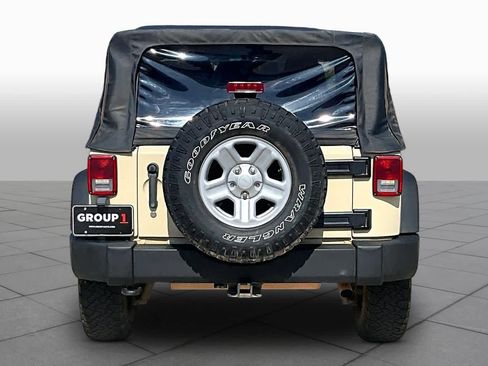 Used 2011 Jeep Wrangler Sport AWD/4WD image 5