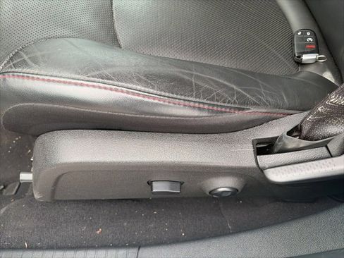 Used 2019 Dodge Journey GT image 18