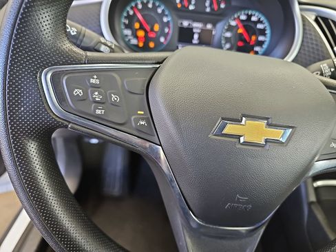 Used 2024 Chevrolet Malibu LT image 16