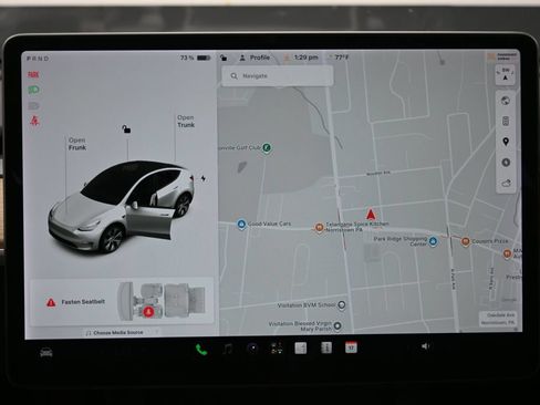 Used 2021 Tesla Model Y Long Range AWD/4WD image 25