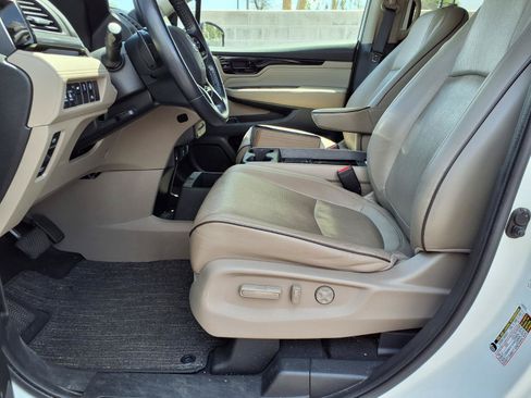Used 2022 Honda Odyssey Elite image 21