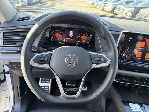 New 2026 Volkswagen Atlas Peak Edition AWD/4WD image 28