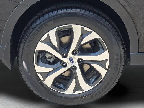 Used 2022 Subaru Outback Touring AWD/4WD image 8