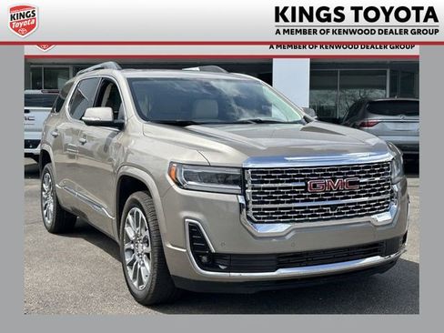 Used 2023 GMC Acadia Denali w/ Denali Technology Package image 1
