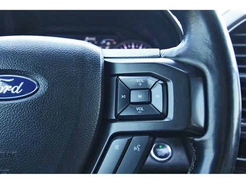 Used 2019 Ford Expedition Limited w/ Equipment Group 301A RWD image 17